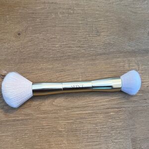 Seint Dual-Ended blush and bronzer brush